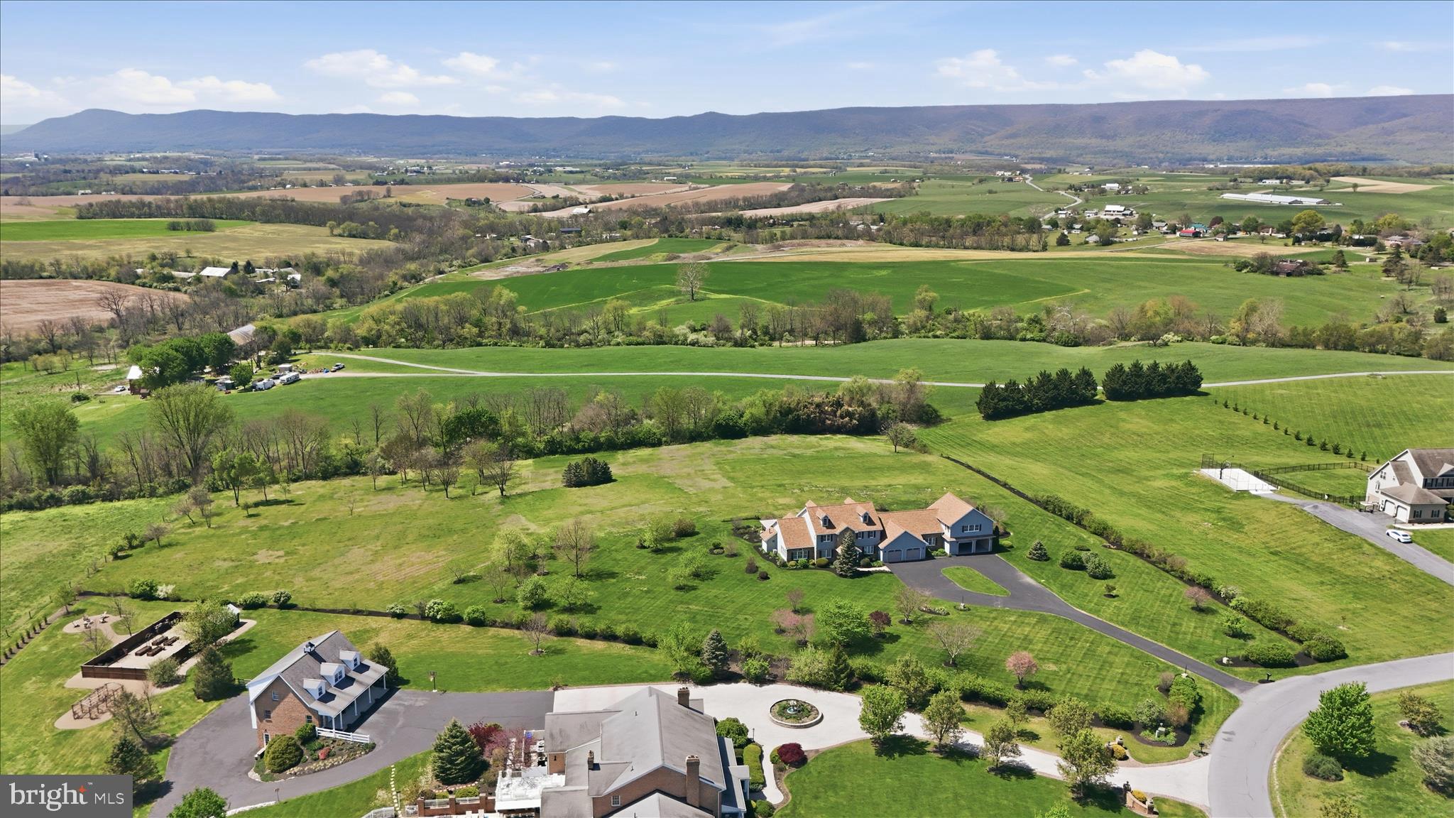 WHISKEY RUN ESTATES - Residential