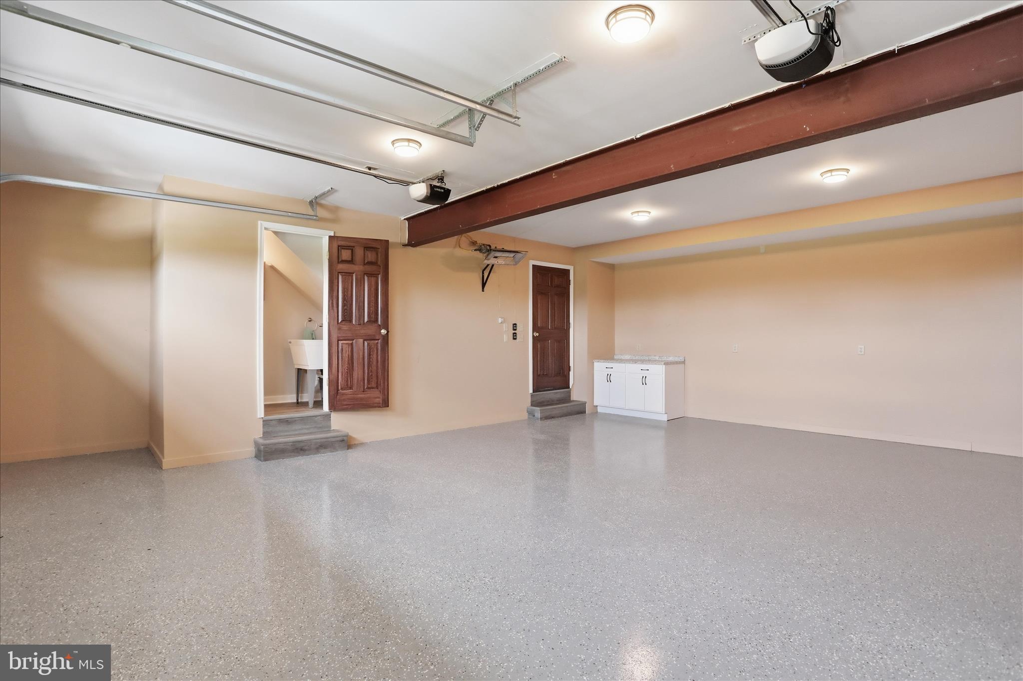 WHISKEY RUN ESTATES - Residential