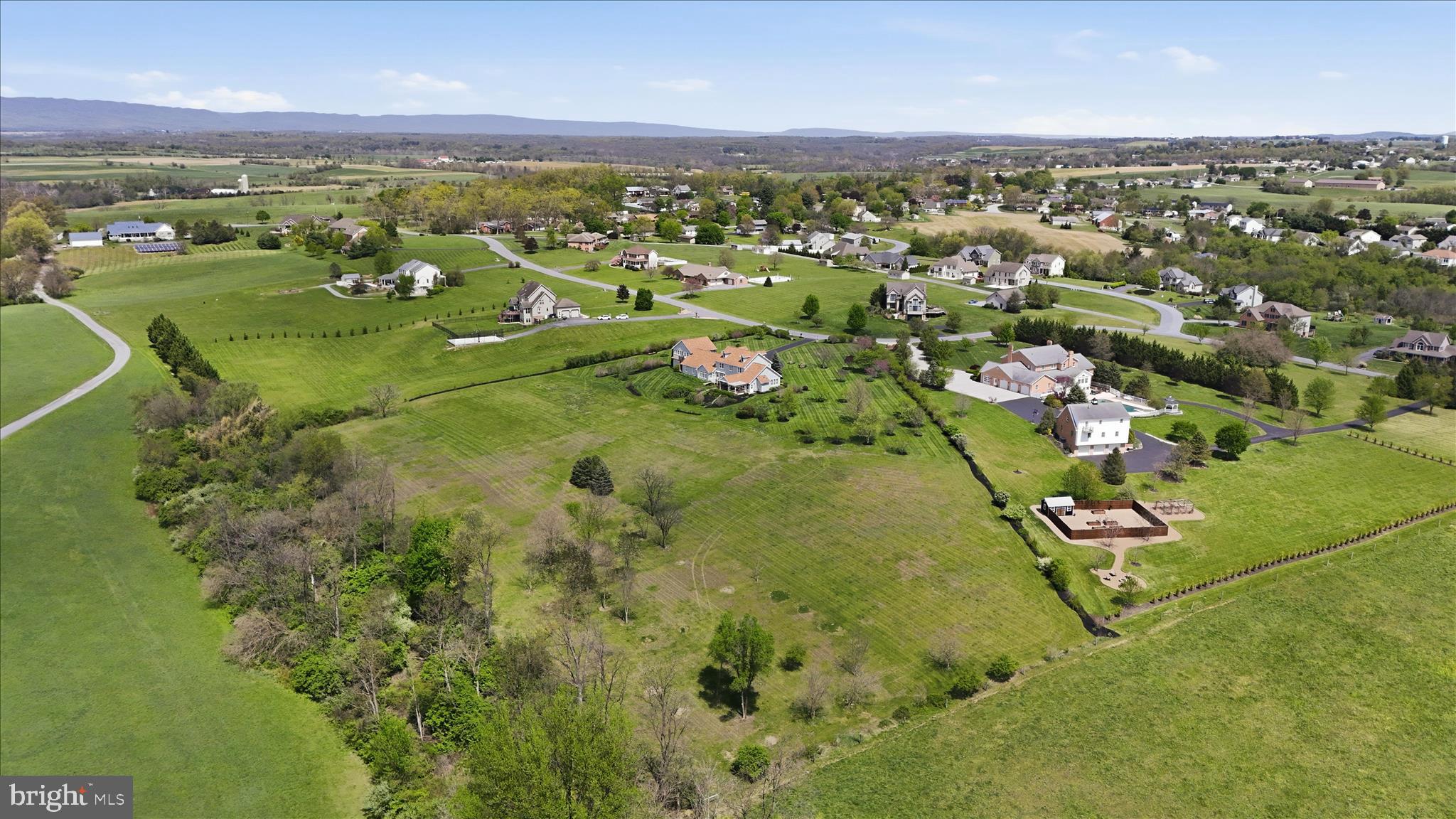 WHISKEY RUN ESTATES - Residential