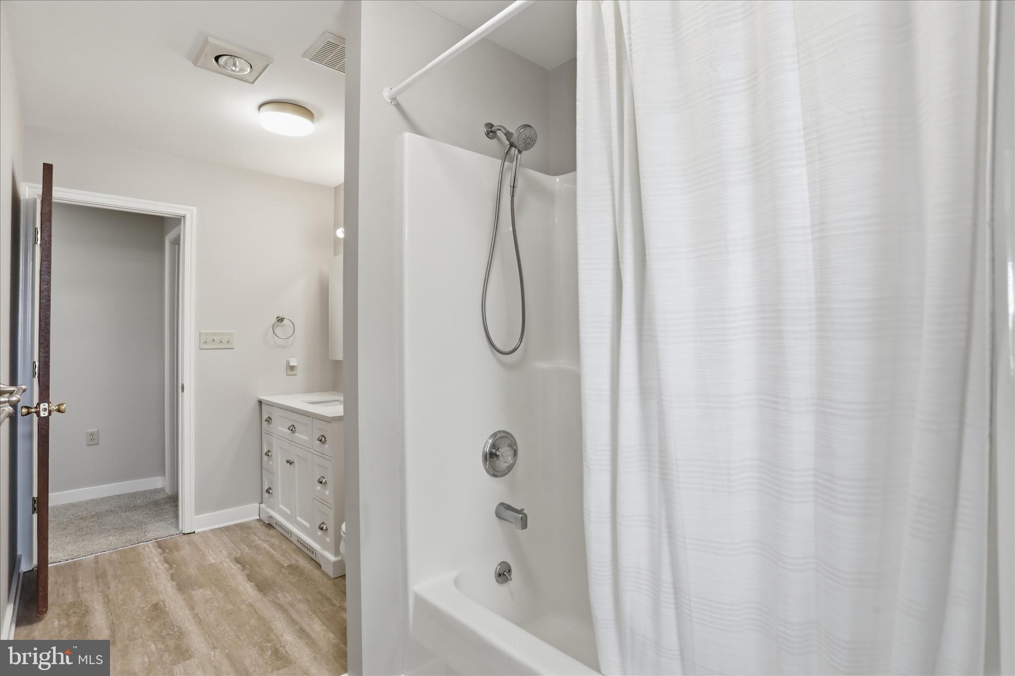 WHISKEY RUN ESTATES - Residential