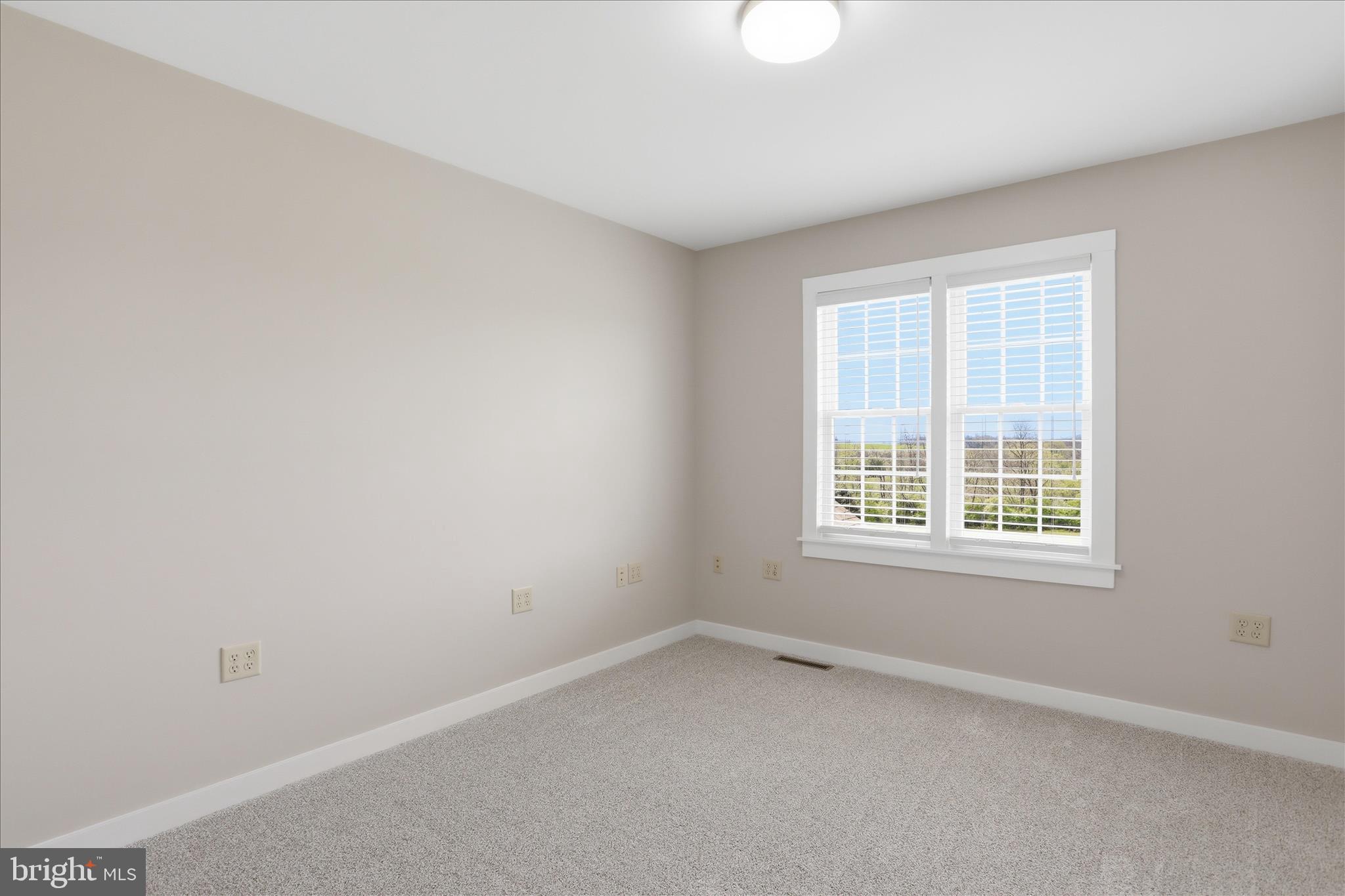 WHISKEY RUN ESTATES - Residential