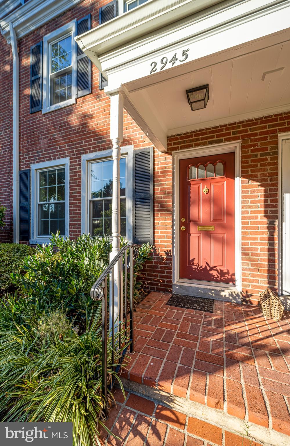 2945 S DINWIDDIE STREET