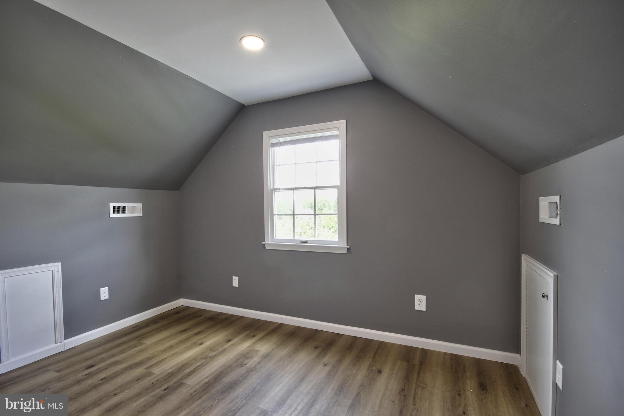 NUTTERS CROSSING - Residential