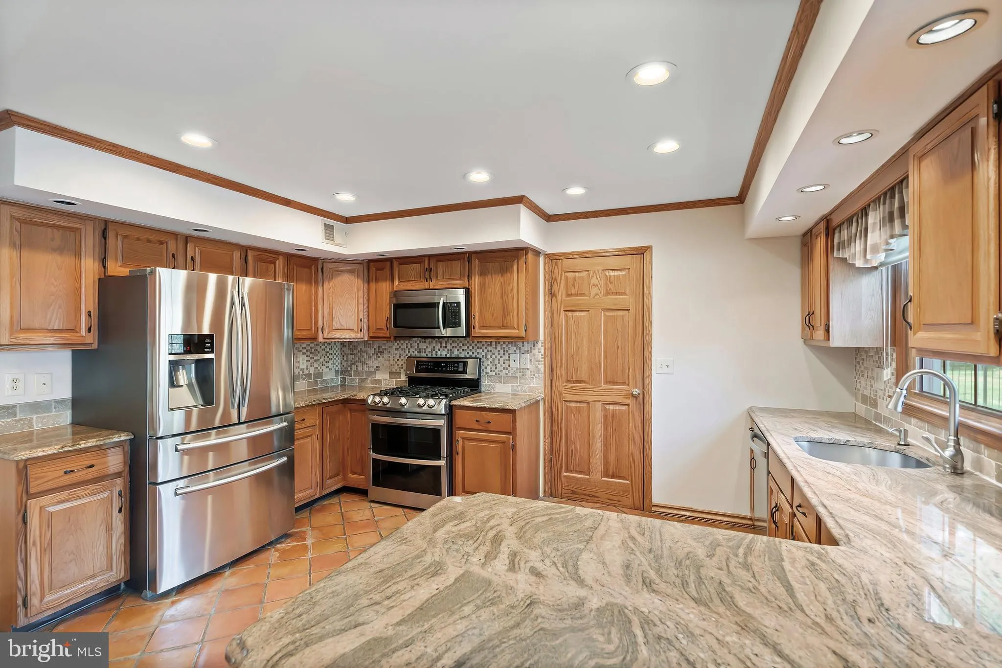 Millstone Township, New Jersey 08535, United States, 4 Bedrooms Bedrooms, ,3 BathroomsBathrooms,Residential,Active,141560