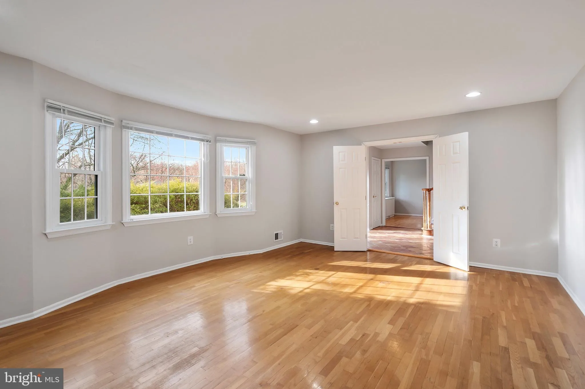 Millstone Township, New Jersey 08535, United States, 4 Bedrooms Bedrooms, ,3 BathroomsBathrooms,Residential,Active,141560