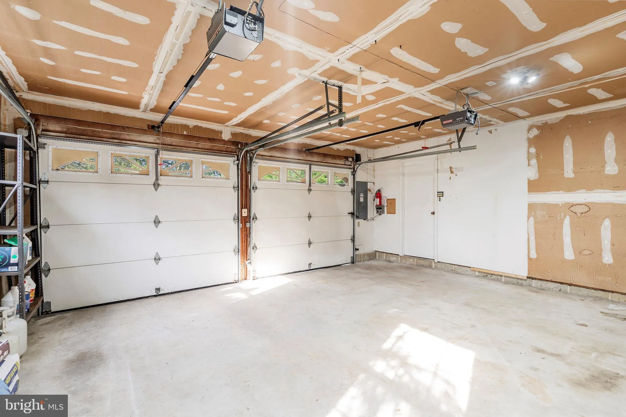 Millstone Township, New Jersey 08535, United States, 4 Bedrooms Bedrooms, ,3 BathroomsBathrooms,Residential,Active,141560