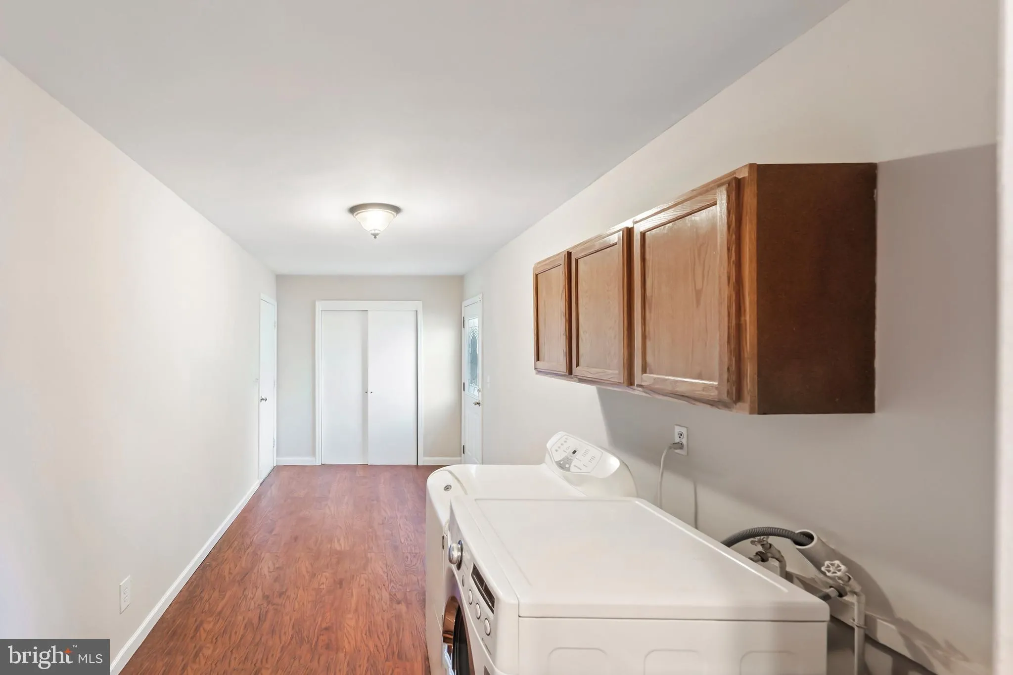 Millstone Township, New Jersey 08535, United States, 4 Bedrooms Bedrooms, ,3 BathroomsBathrooms,Residential,Active,141560