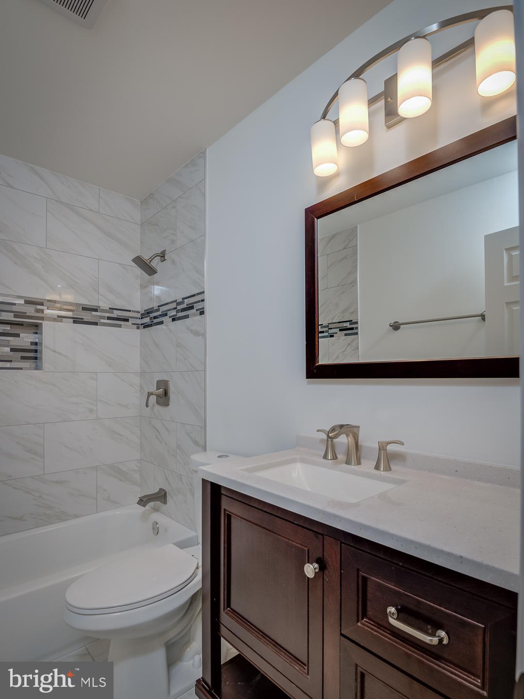 DALE CITY - Residential