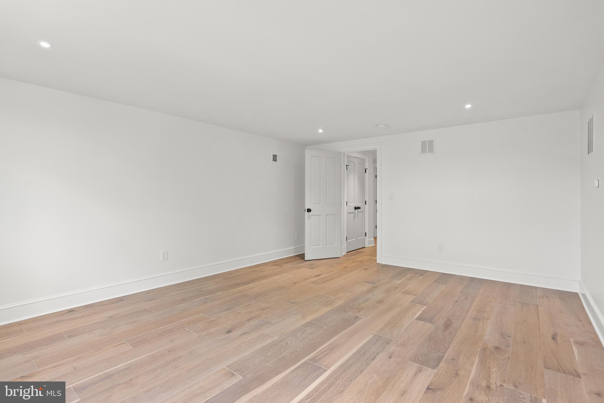 GEORGE WASHINGTON PARK - Residential