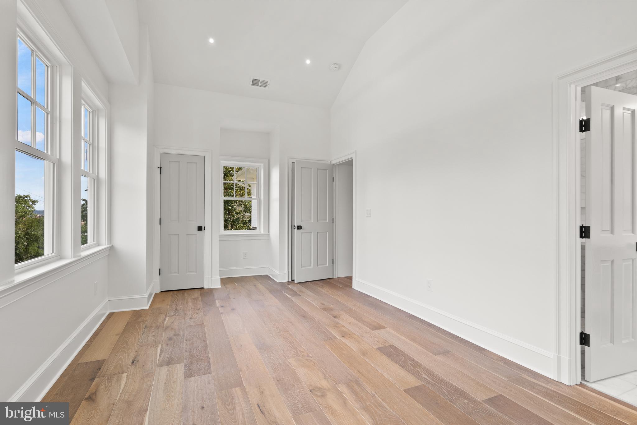 GEORGE WASHINGTON PARK - Residential