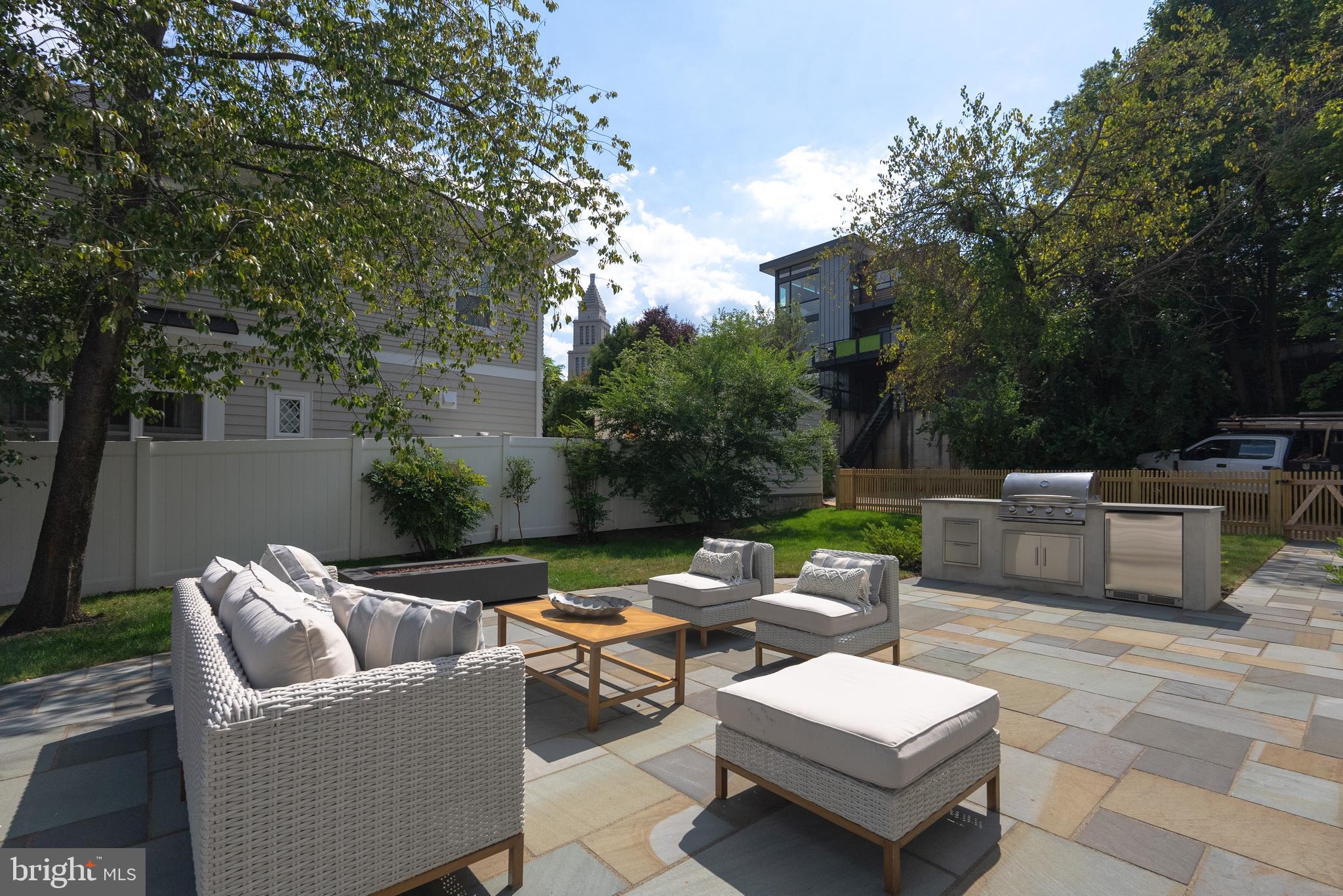 GEORGE WASHINGTON PARK - Residential