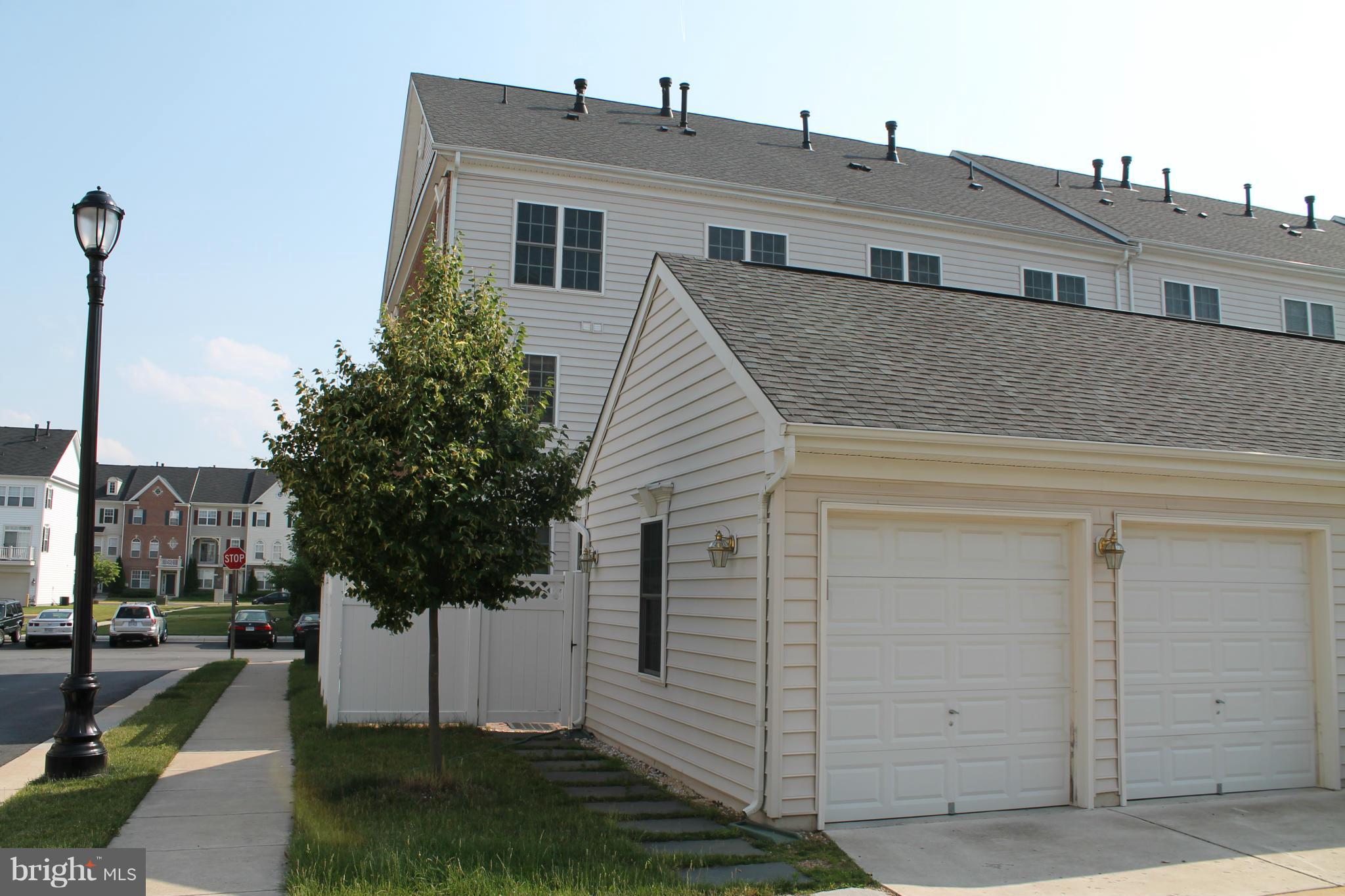 BRAMBLETON LANDBAY 2 - Residential Lease