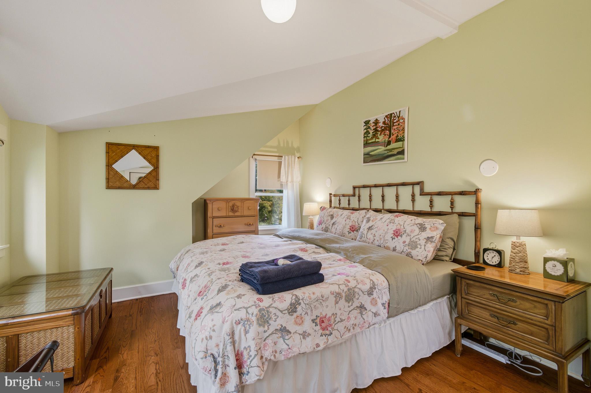 EASTPORT - Residential Lease