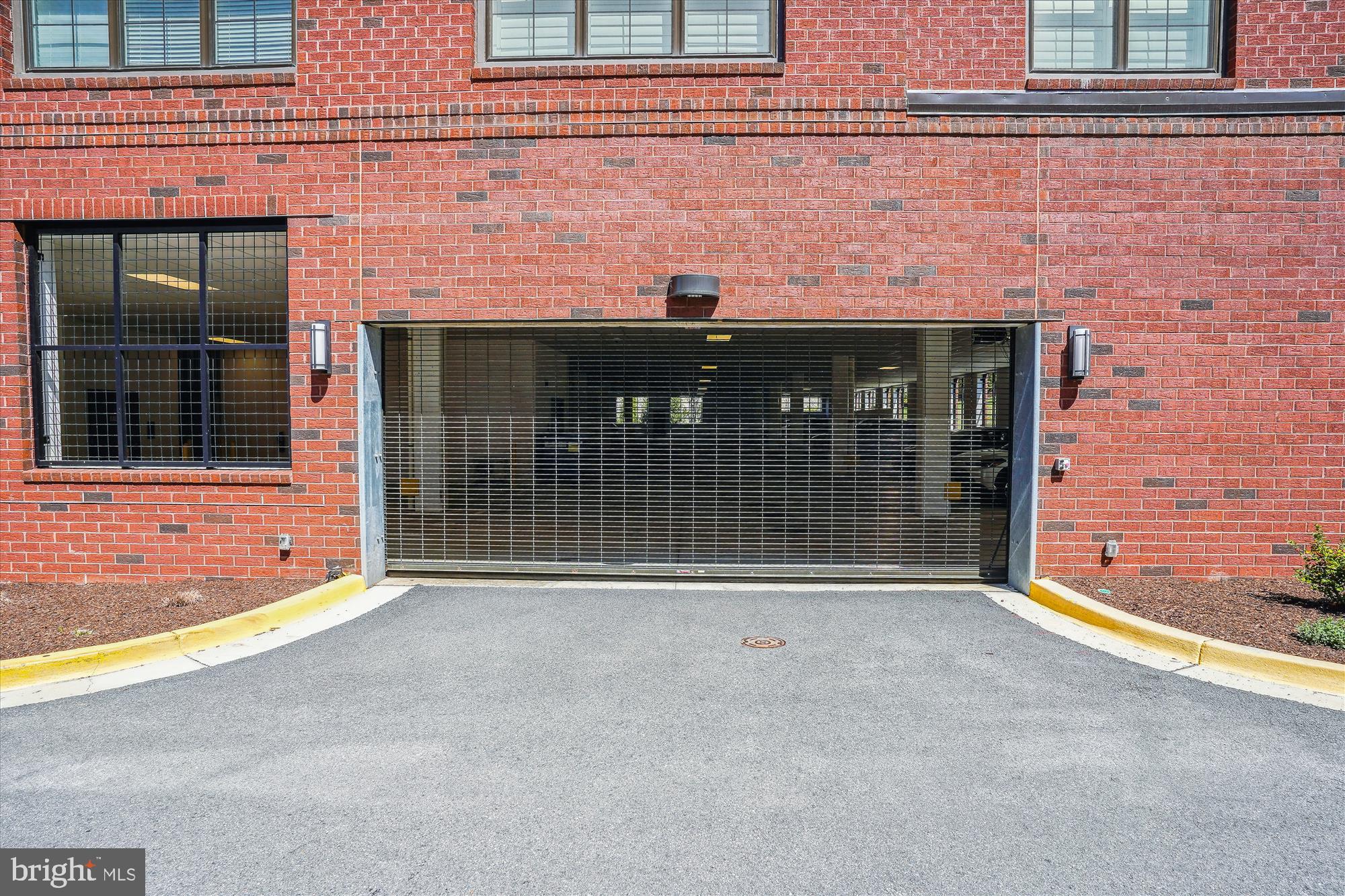 THE FLATS AT NATIONAL HARBOR - Residential