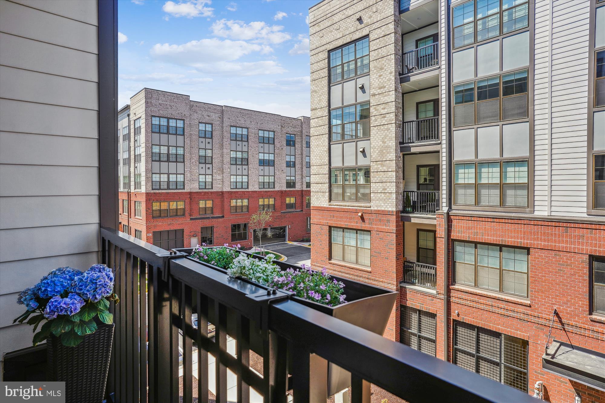 THE FLATS AT NATIONAL HARBOR - Residential