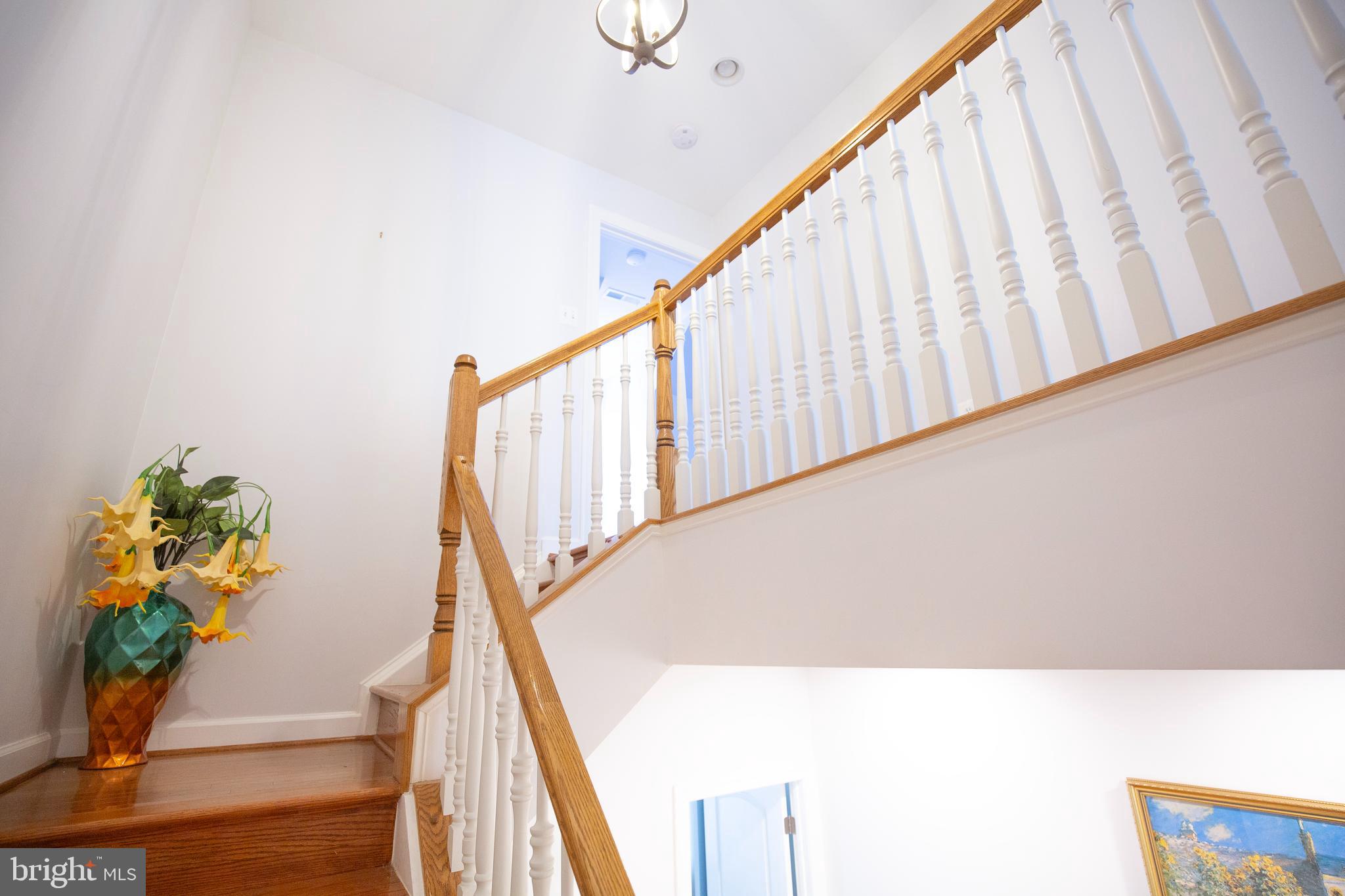 HIDDEN CREEK - Residential