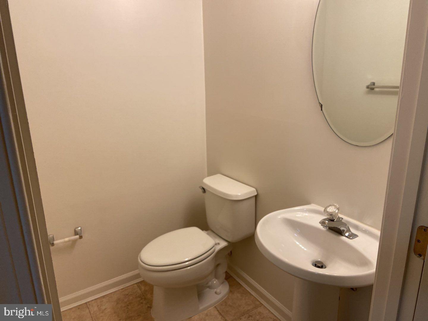 WYNDEMERE - Residential Lease