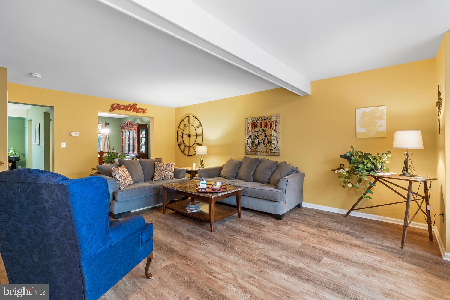 THE HIGHLANDS - Residential