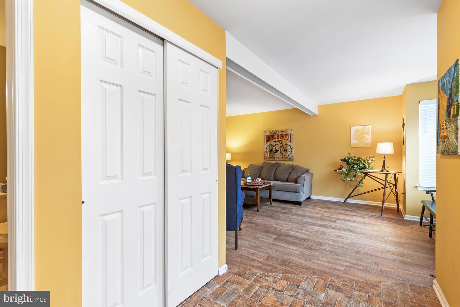 THE HIGHLANDS - Residential