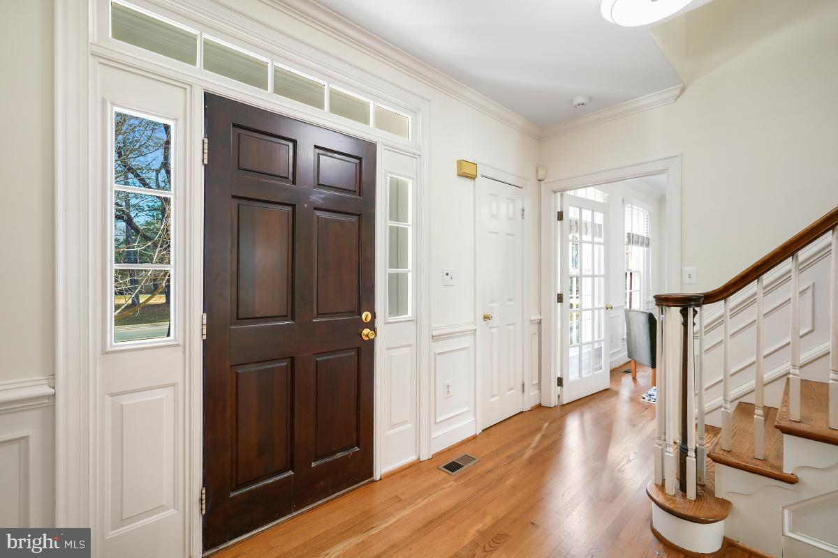 RIVER FALLS - Residential