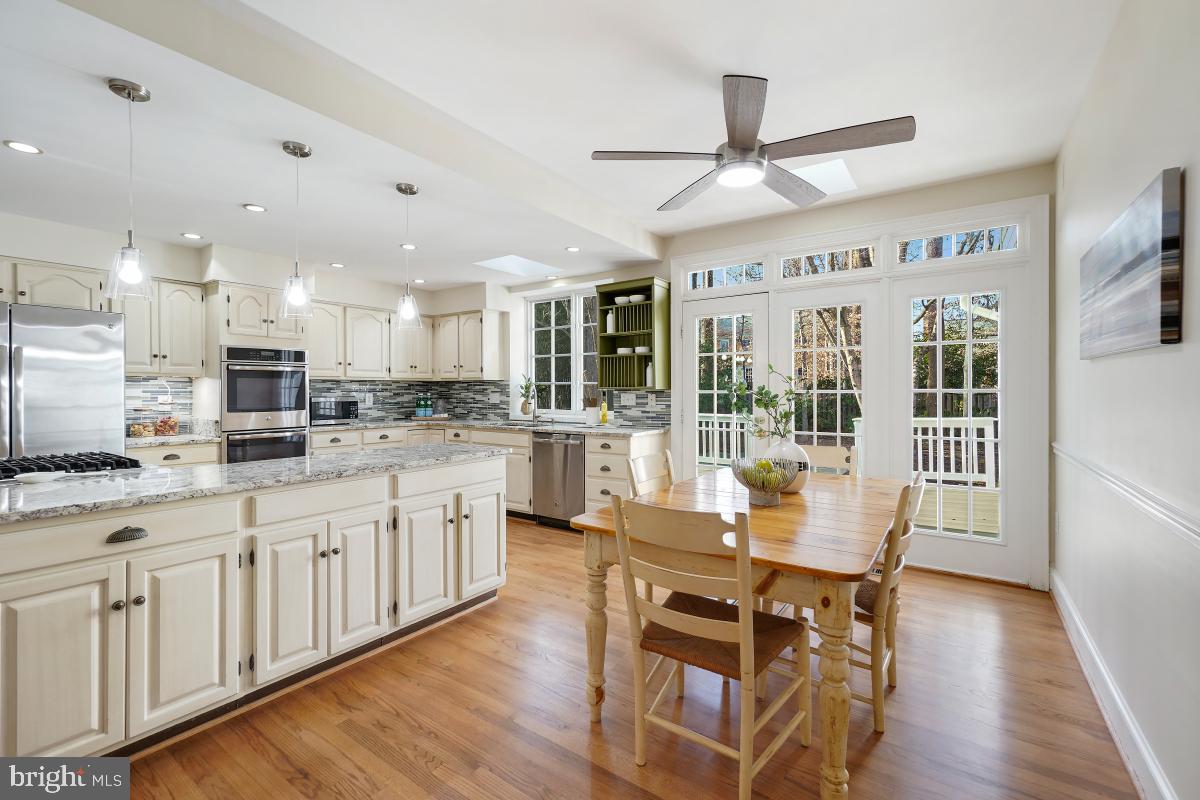 RIVER FALLS - Residential