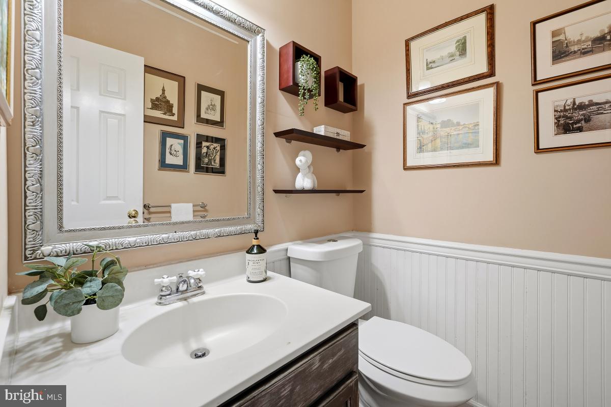 RIVER FALLS - Residential