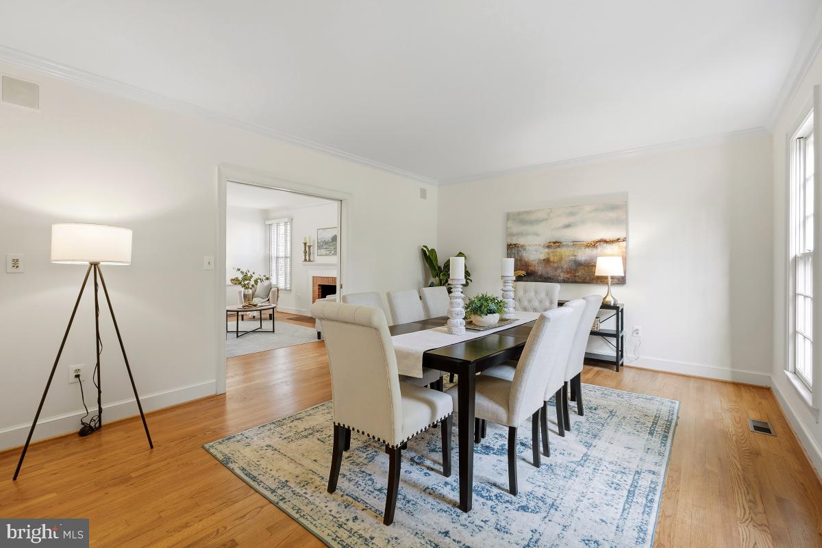 RIVER FALLS - Residential