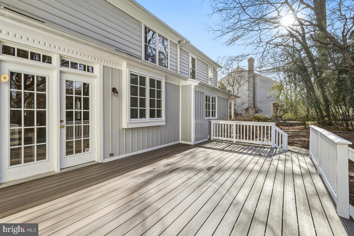 RIVER FALLS - Residential