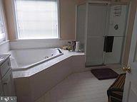 COURTS OF LAUREL CREST - Residential Lease