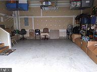 COURTS OF LAUREL CREST - Residential Lease