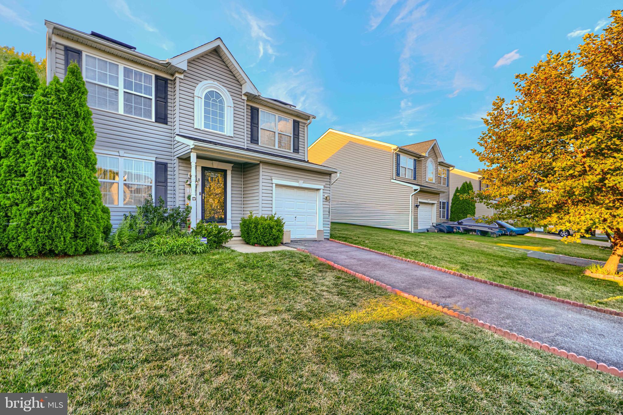 MALLARD ESTATES - Residential