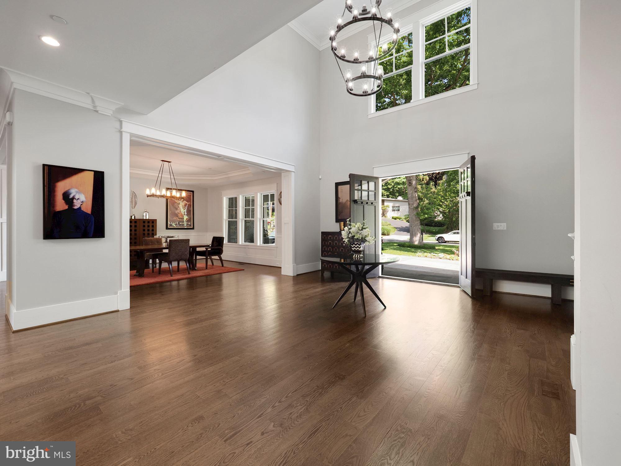 BANNOCKBURN ESTATES - Residential