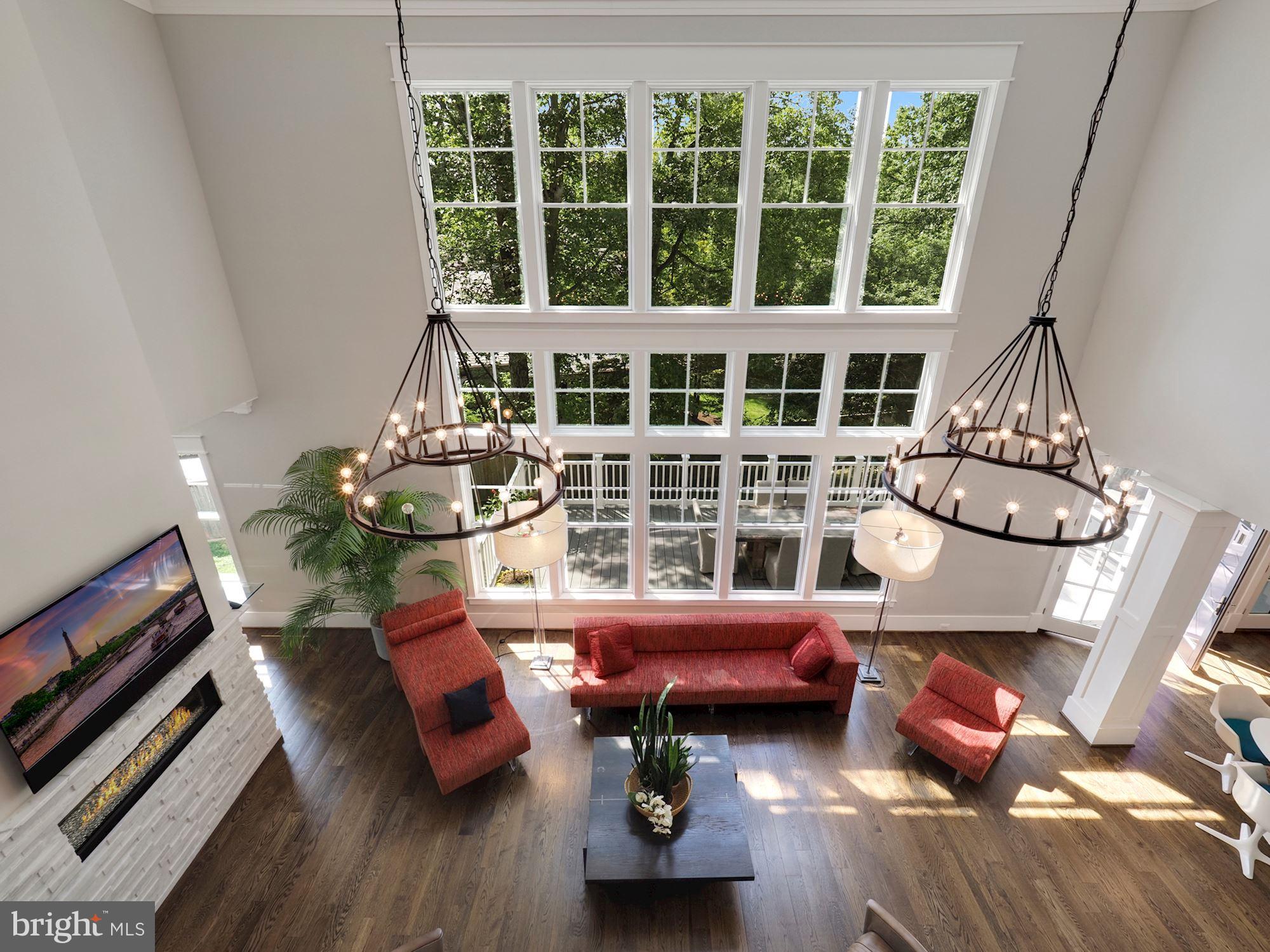 BANNOCKBURN ESTATES - Residential