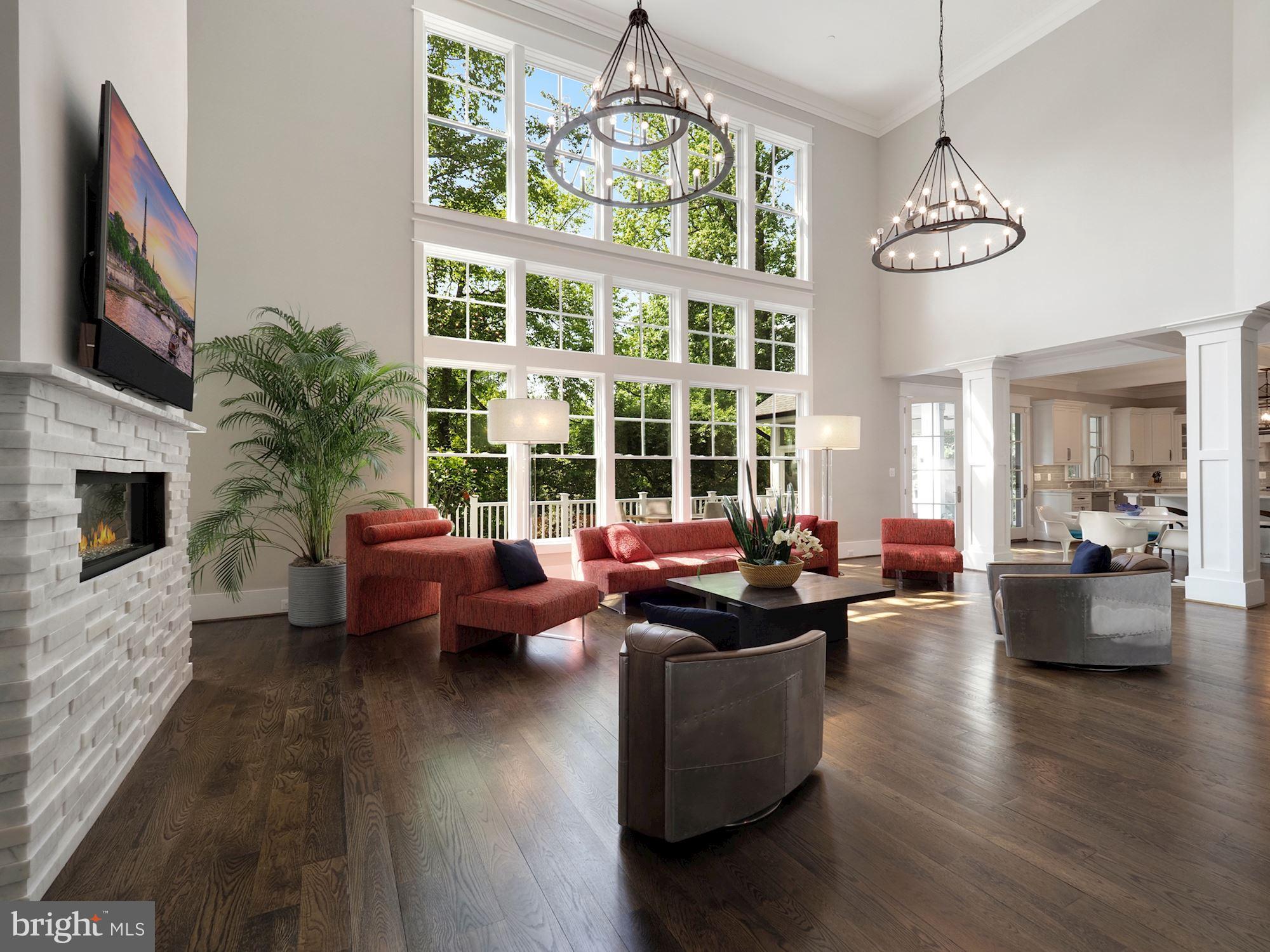 BANNOCKBURN ESTATES - Residential