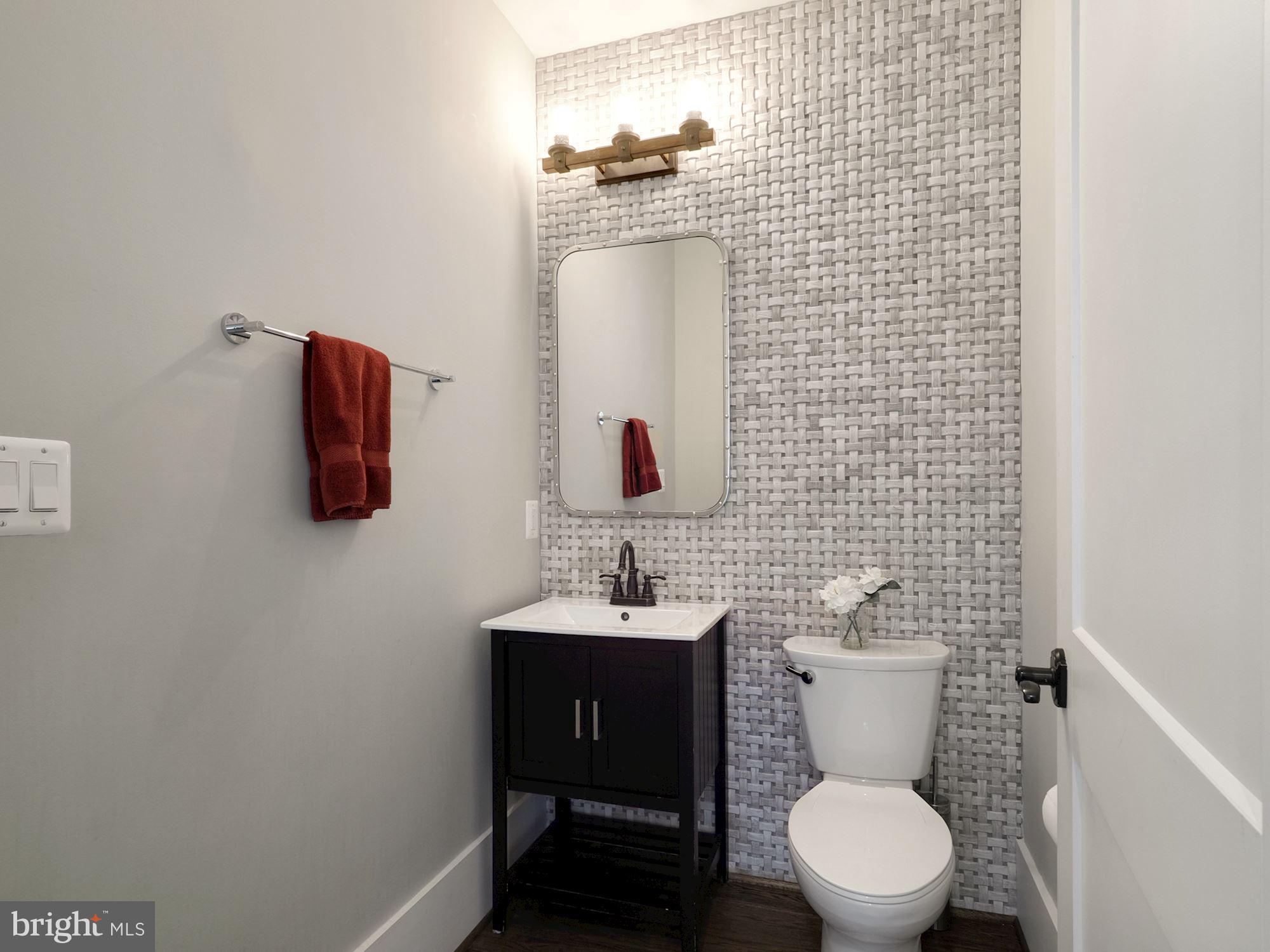 BANNOCKBURN ESTATES - Residential