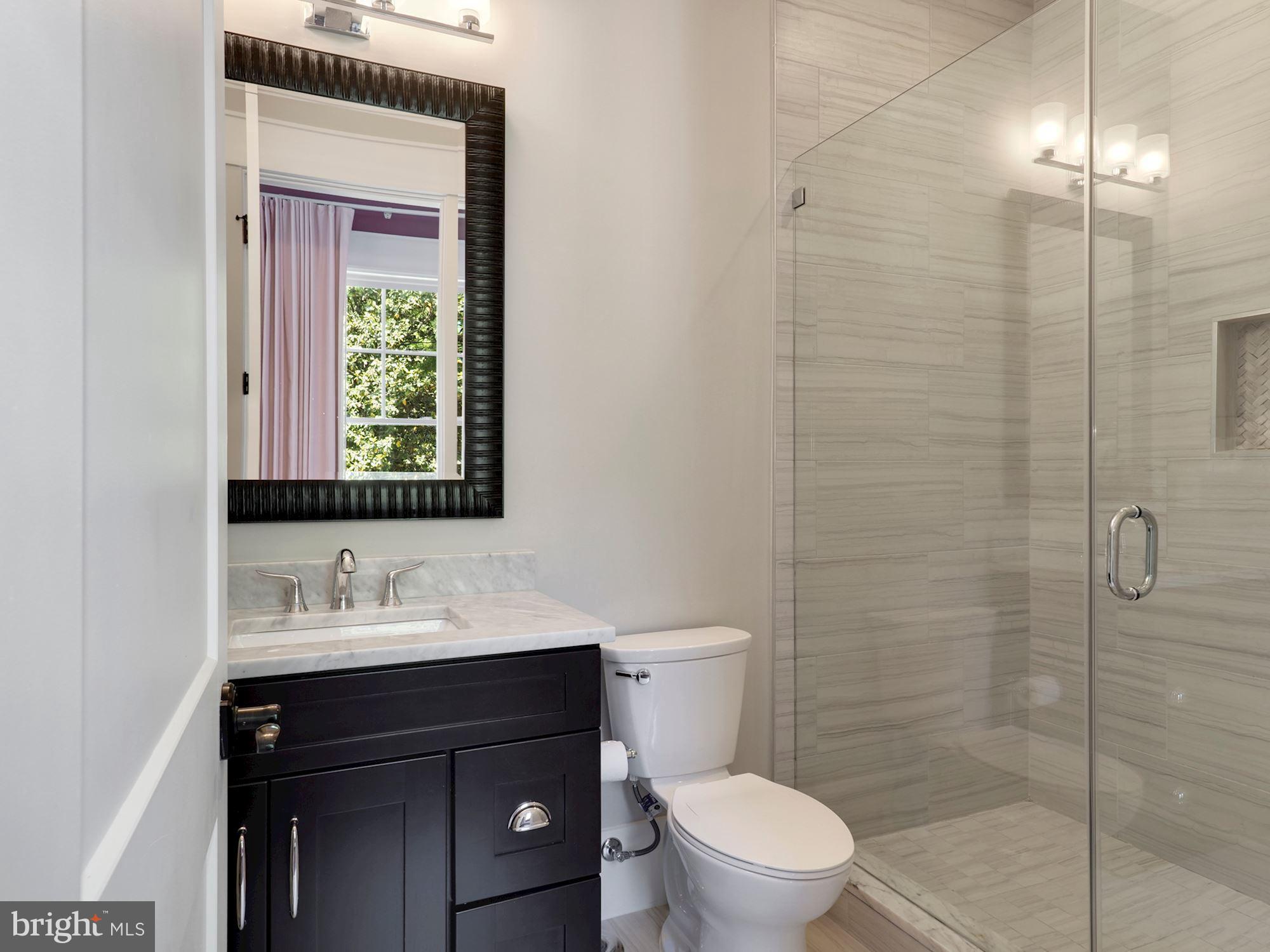 BANNOCKBURN ESTATES - Residential