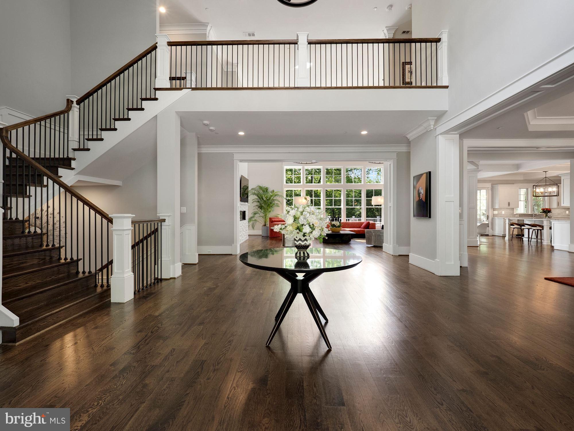 BANNOCKBURN ESTATES - Residential