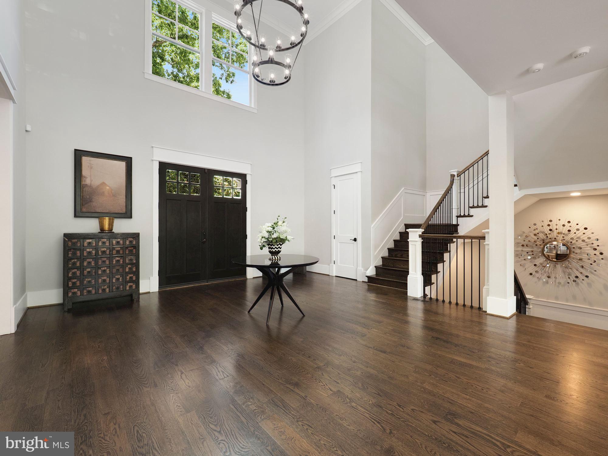 BANNOCKBURN ESTATES - Residential