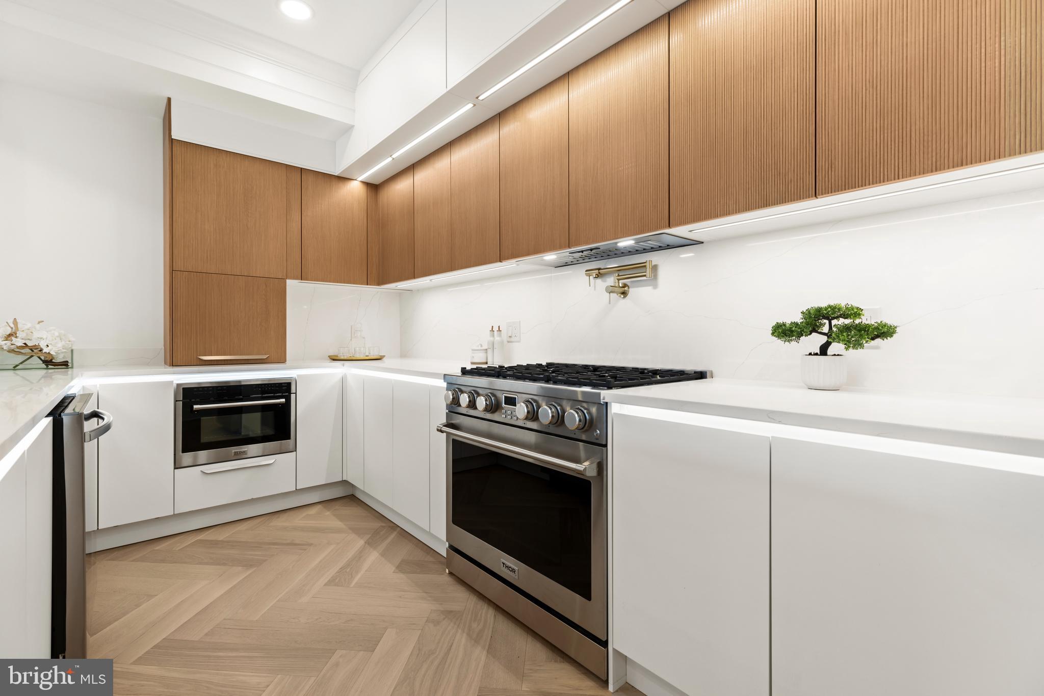 733 EUCLID STREET NW 301