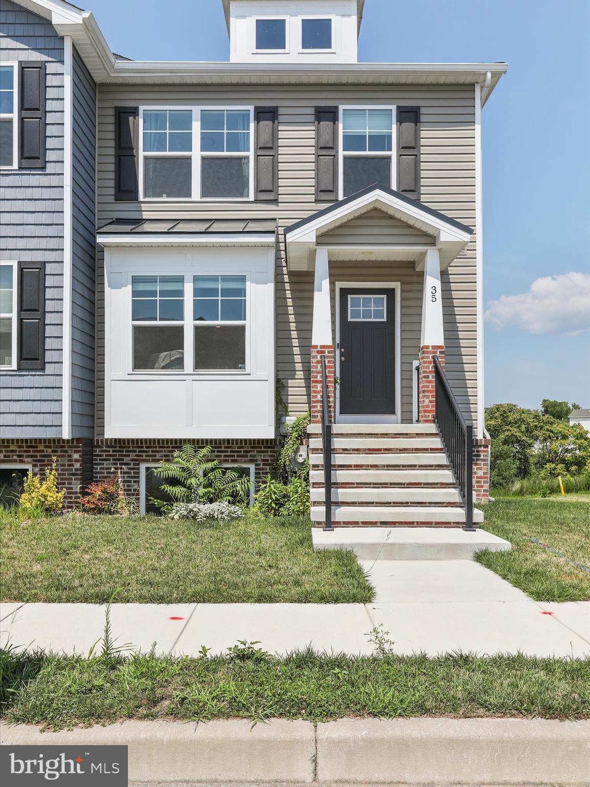 HERITAGE HILLS - Residential