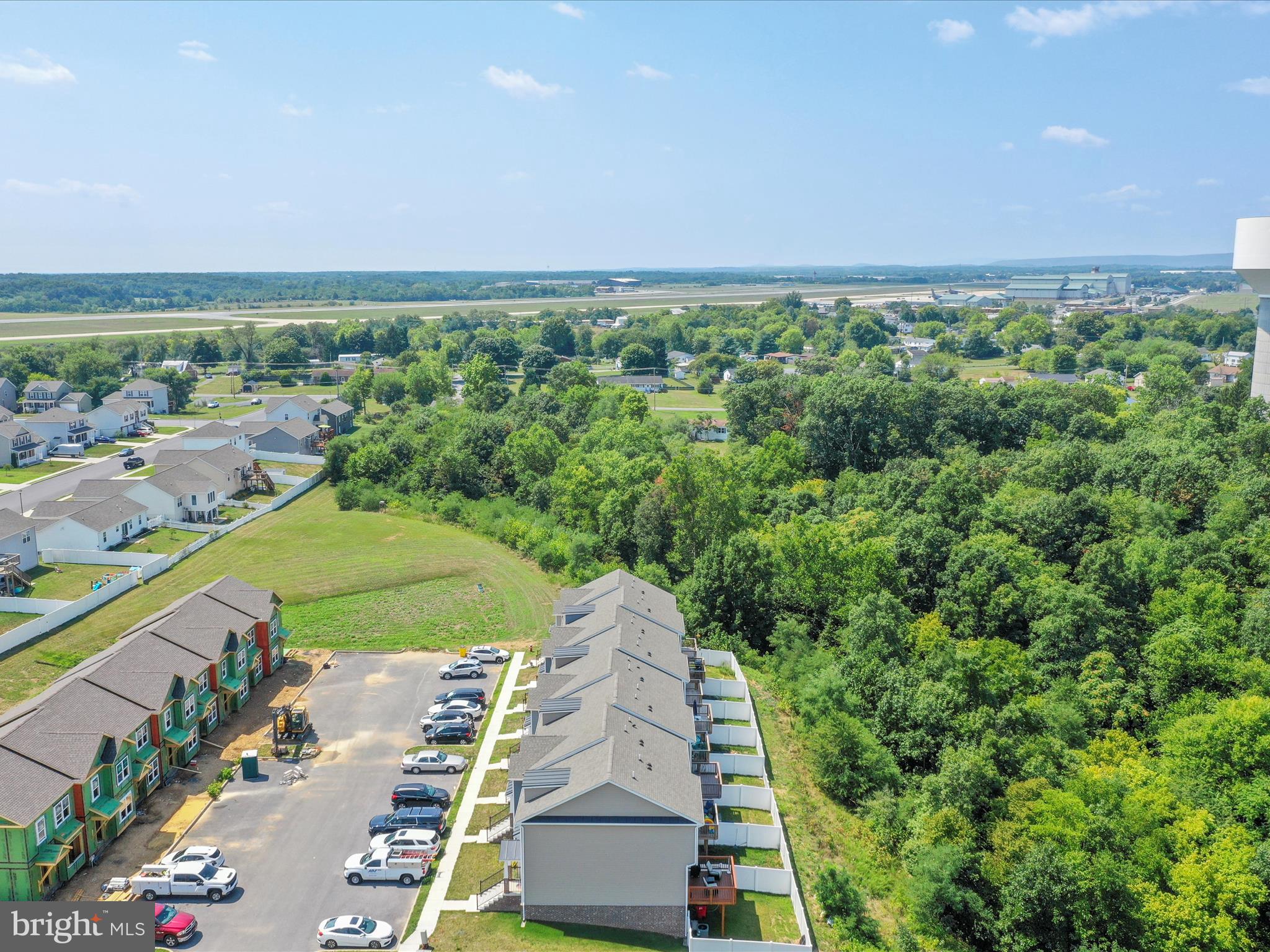 HERITAGE HILLS - Residential