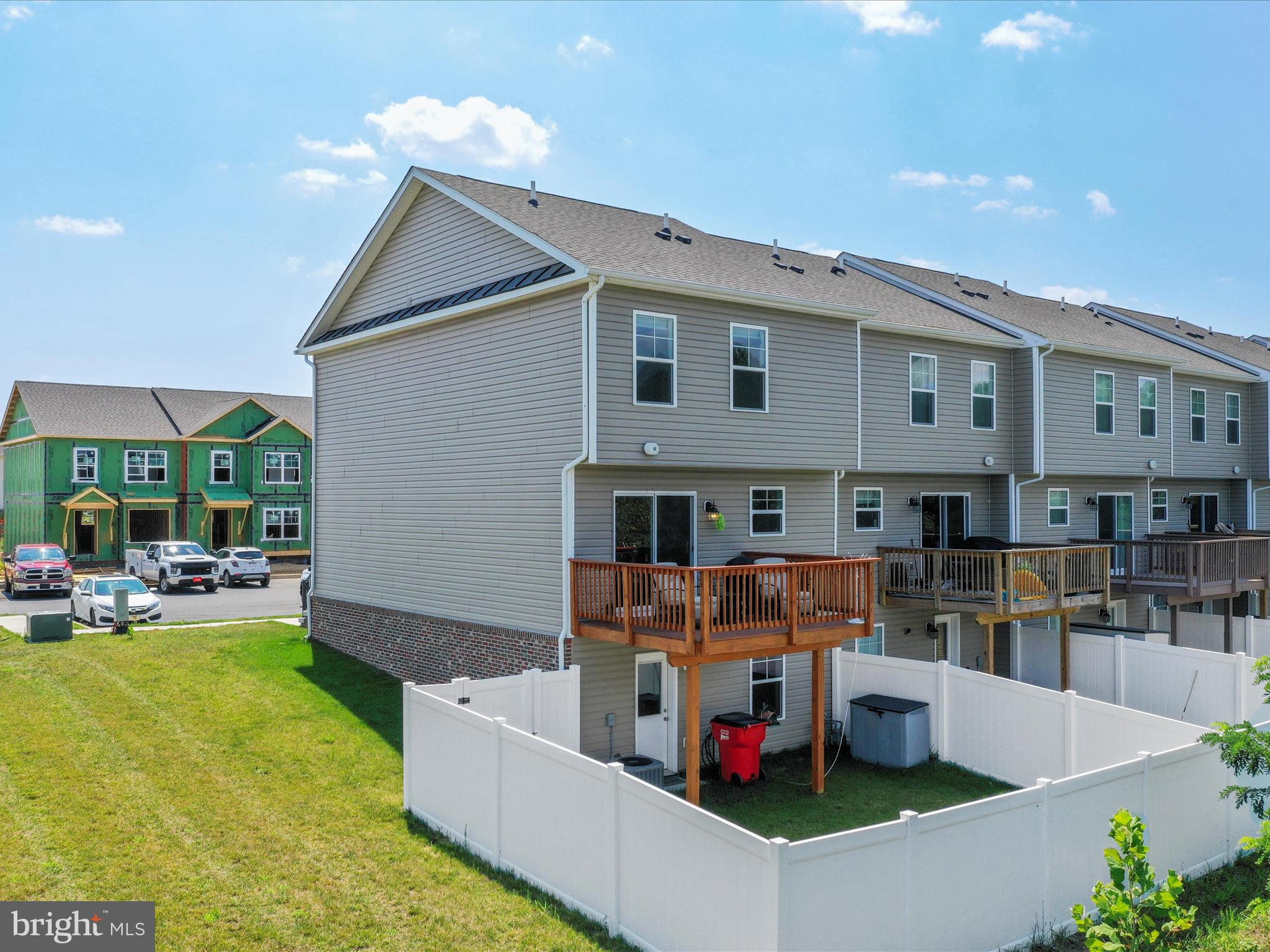 HERITAGE HILLS - Residential