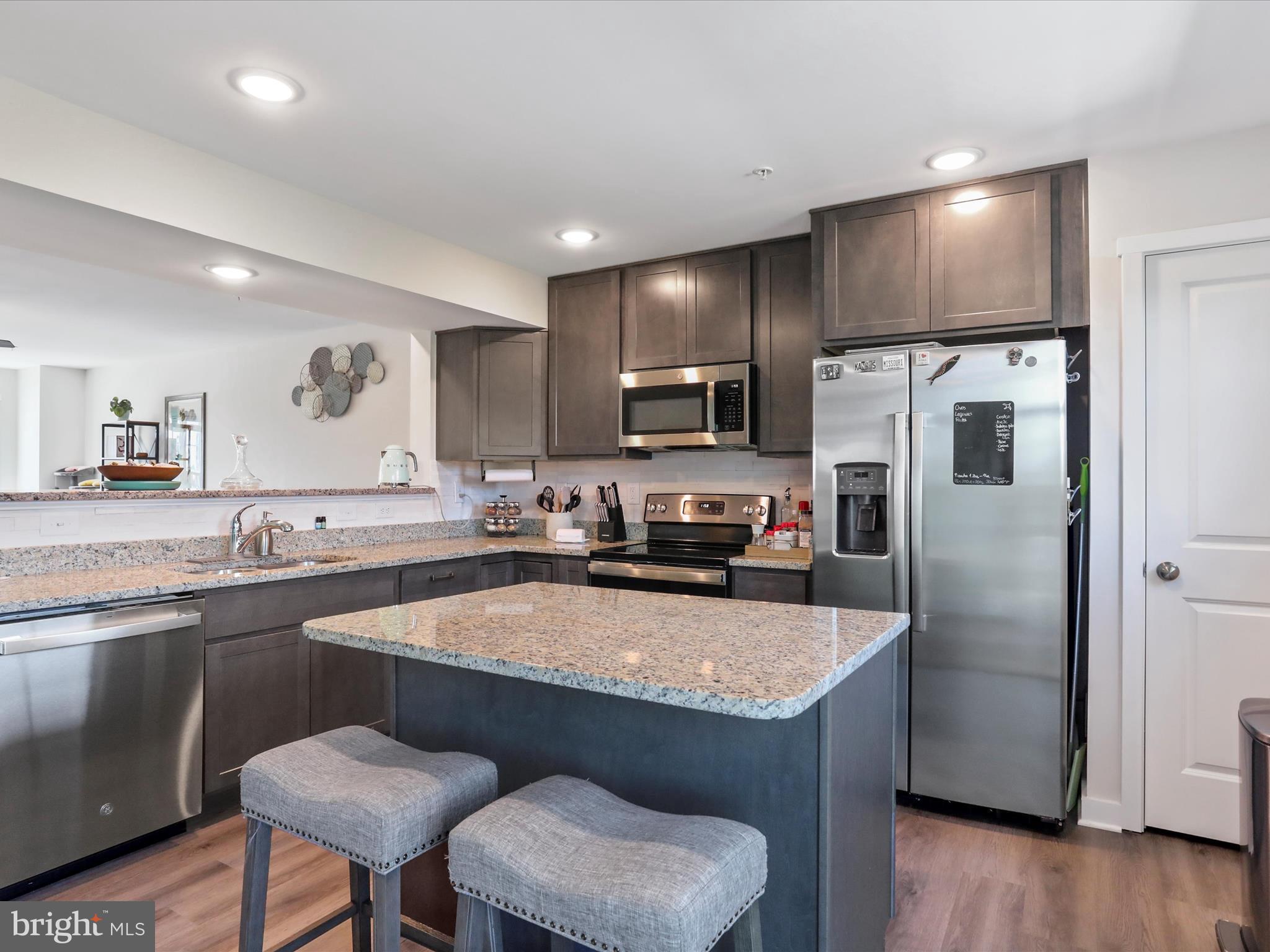 HERITAGE HILLS - Residential