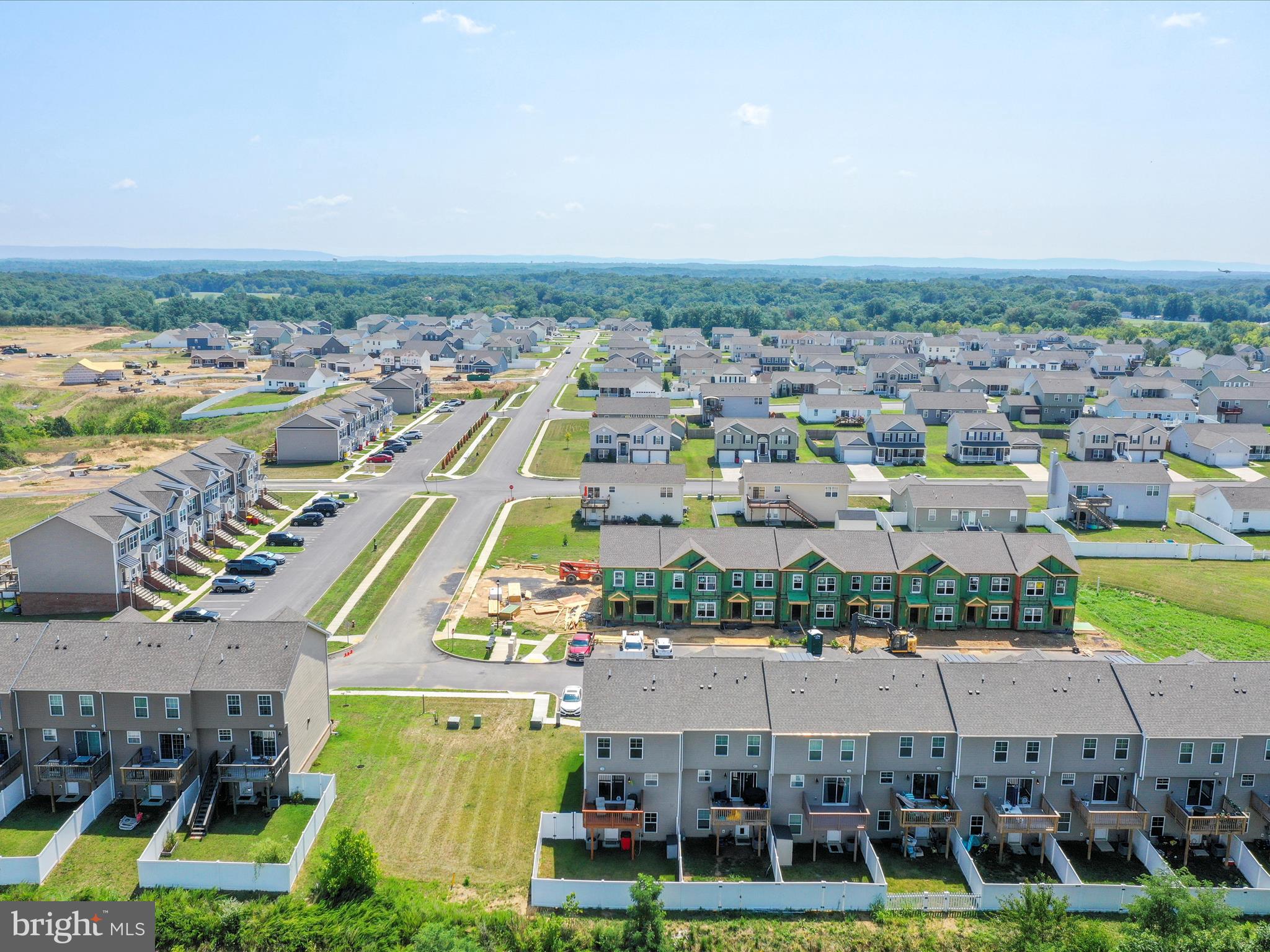 HERITAGE HILLS - Residential