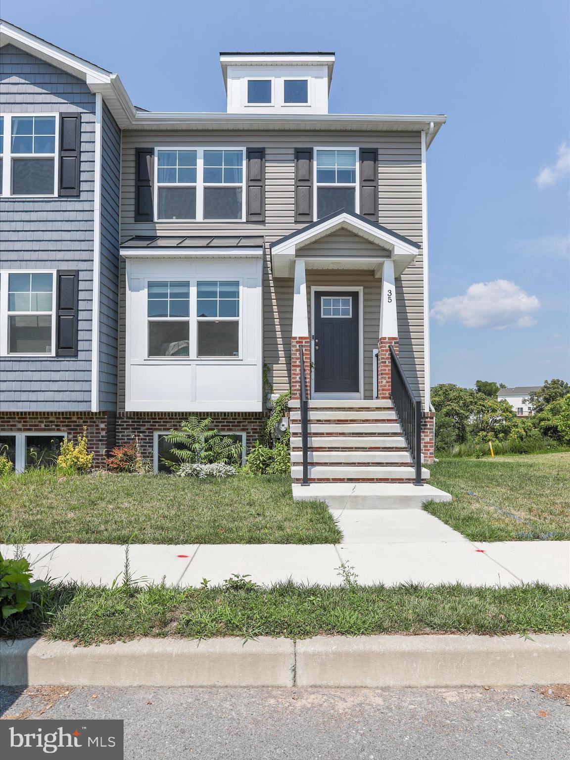 HERITAGE HILLS - Residential