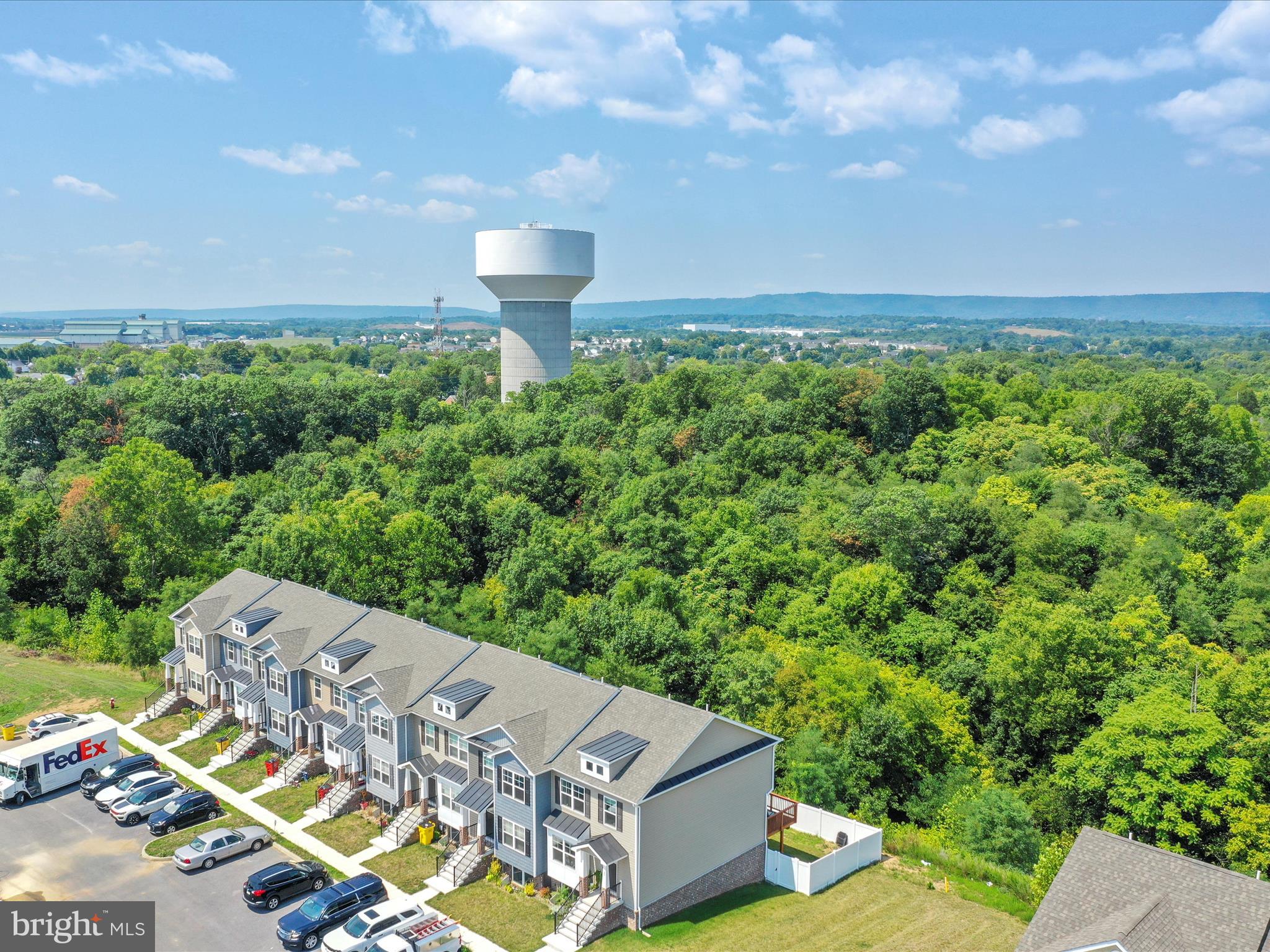 HERITAGE HILLS - Residential