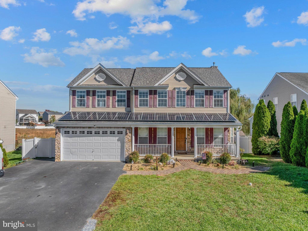Photo of 72 Chandlers Glen Drive, BUNKER HILL, WV 25413 (MLS # WVBE2055396)