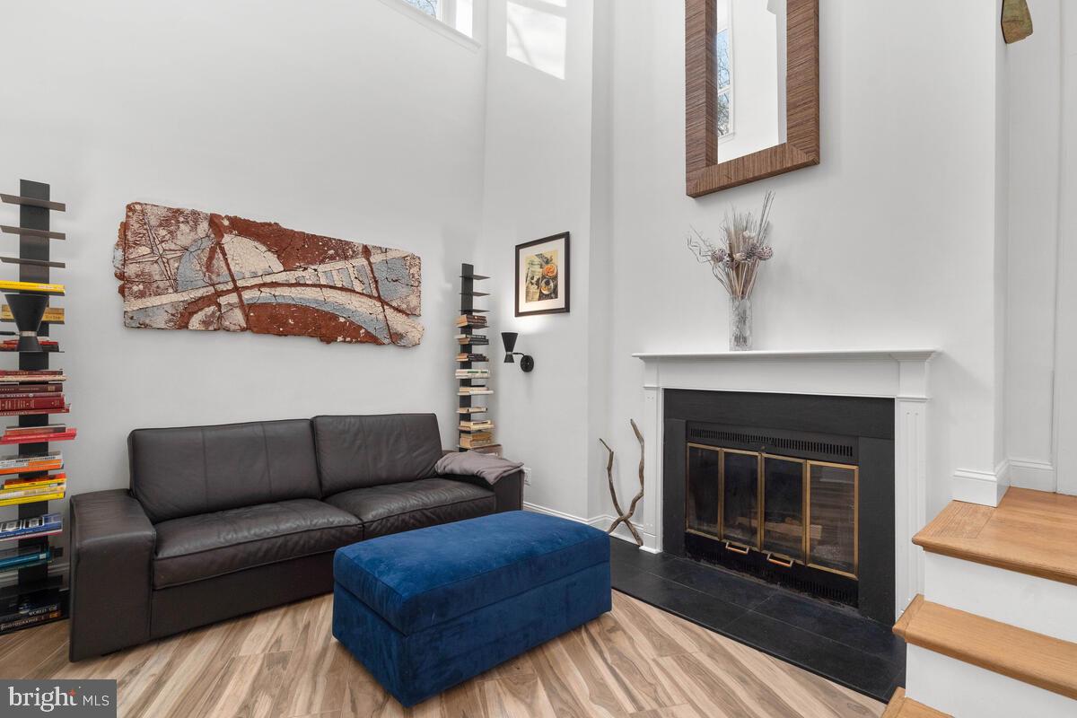 1434 POTOMAC AVENUE SE 2