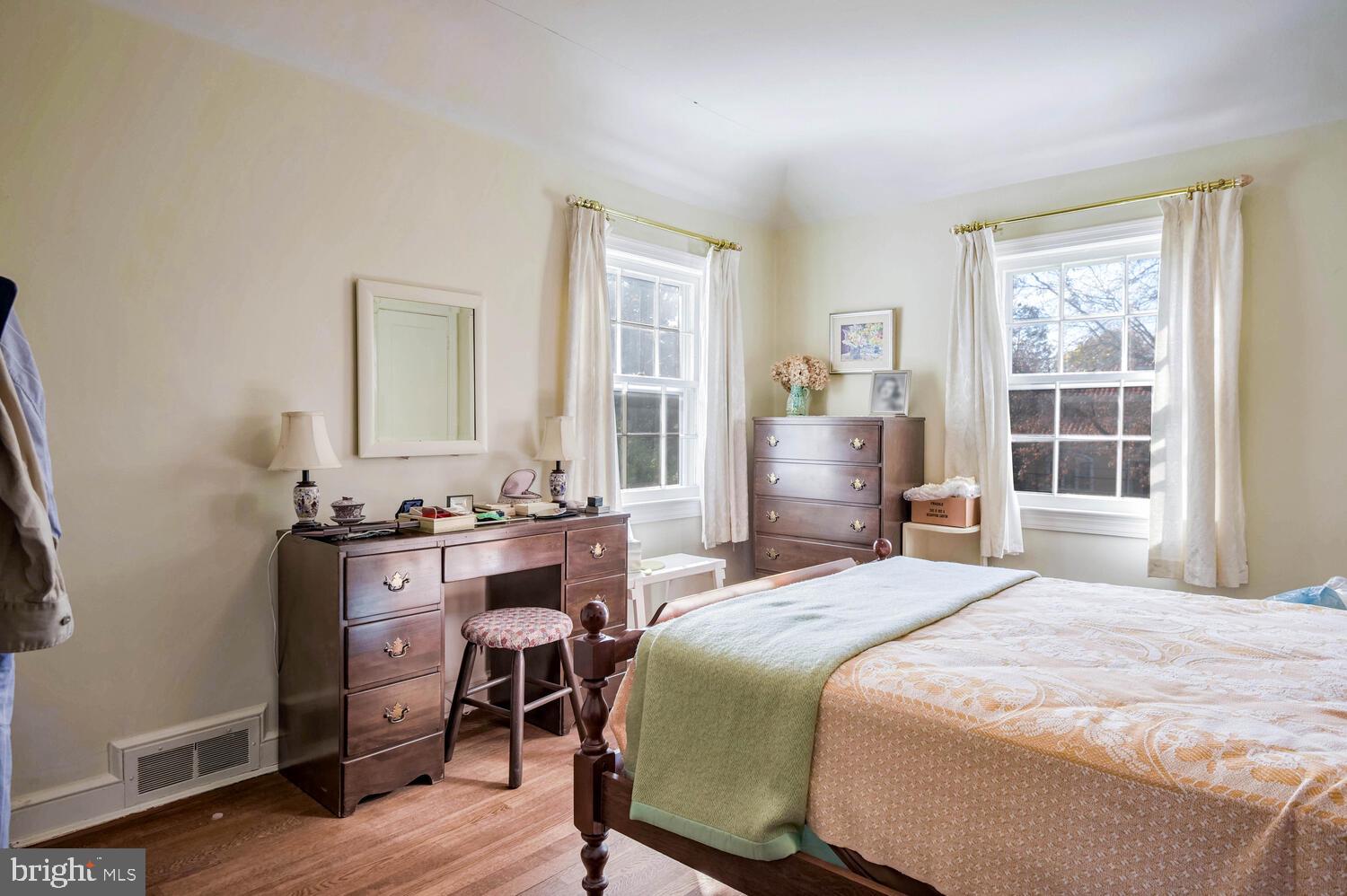 BRADLEY VILLAGE - Residential