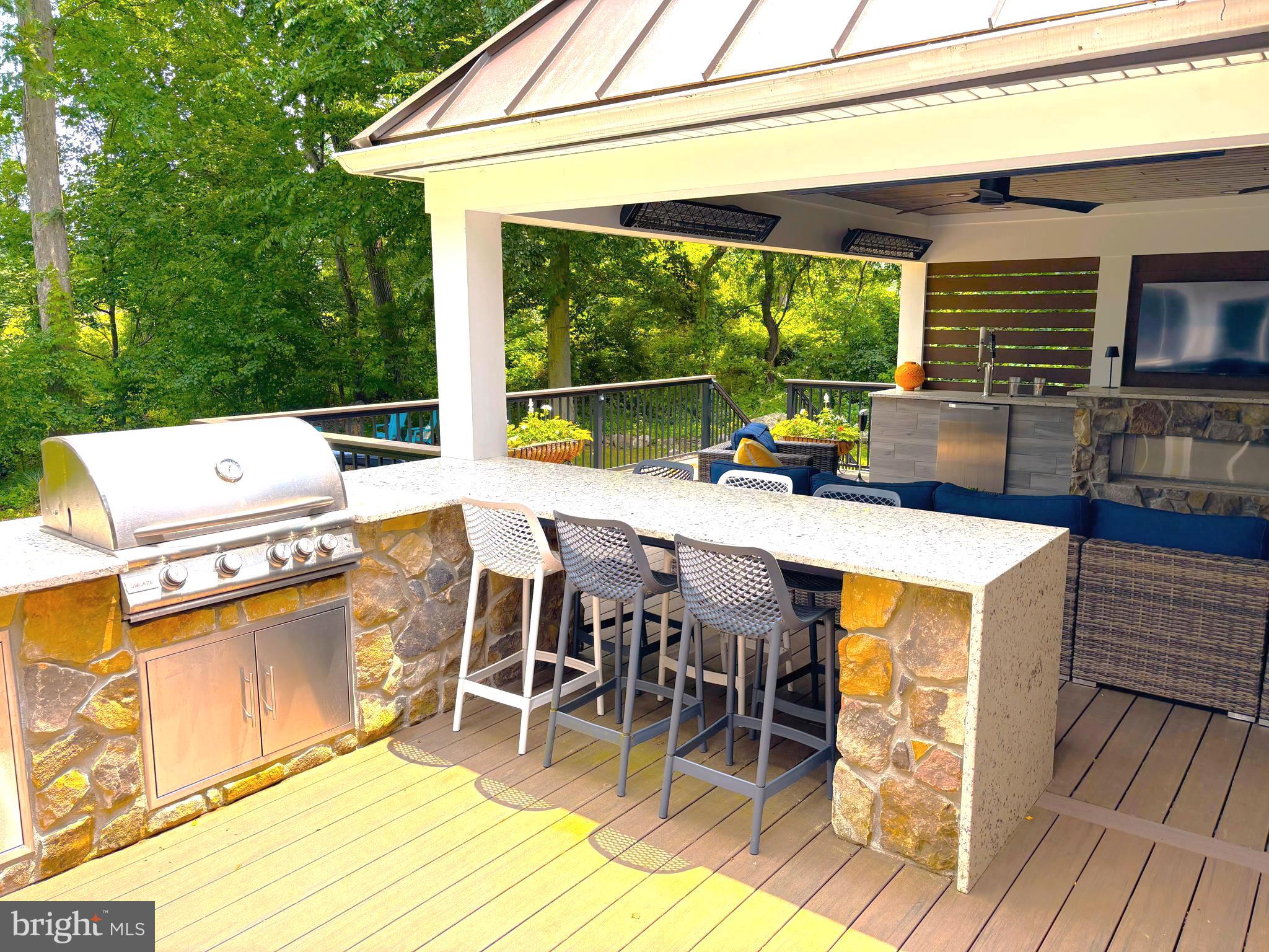 HERON HILL - Residential